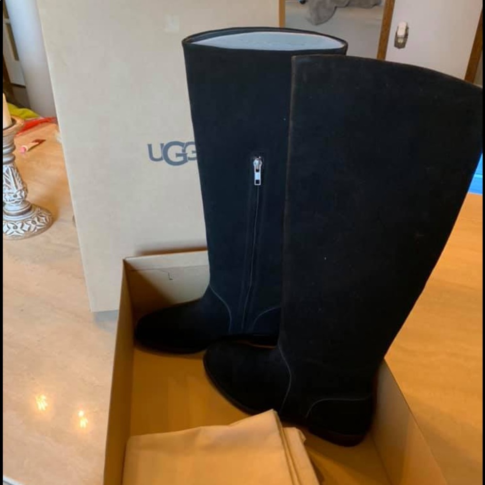 BRAND NEW UGG boots